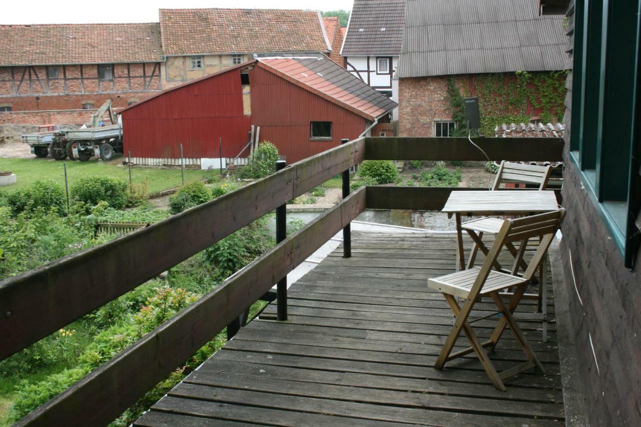Apartments Cafe Brennnessel Veltheim エクステリア 写真